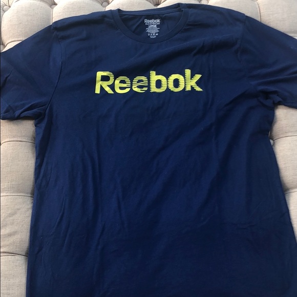 Large Reebok tshirt. Blue - Picture 1 of 1